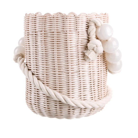 NWT BTB Los Angeles Marbella Beaded Rope Bucket Bag - Picture 1 of 3